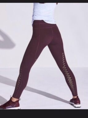 Athleta Niyama Burgundy Laser Cut High Waist Powervita Active Leggings